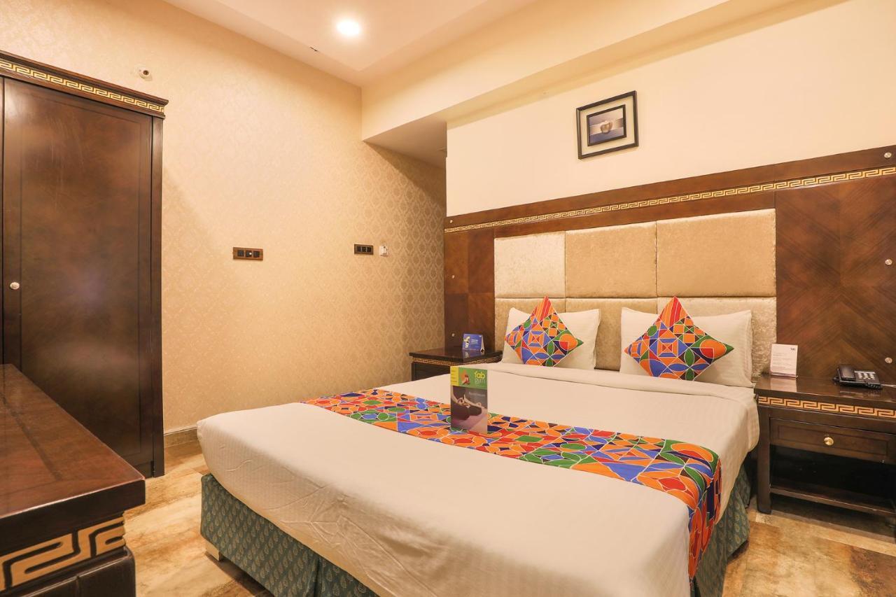 Fabhotel Frazer Suites - Nr Bangalore Cantt Railway Station Exterior foto